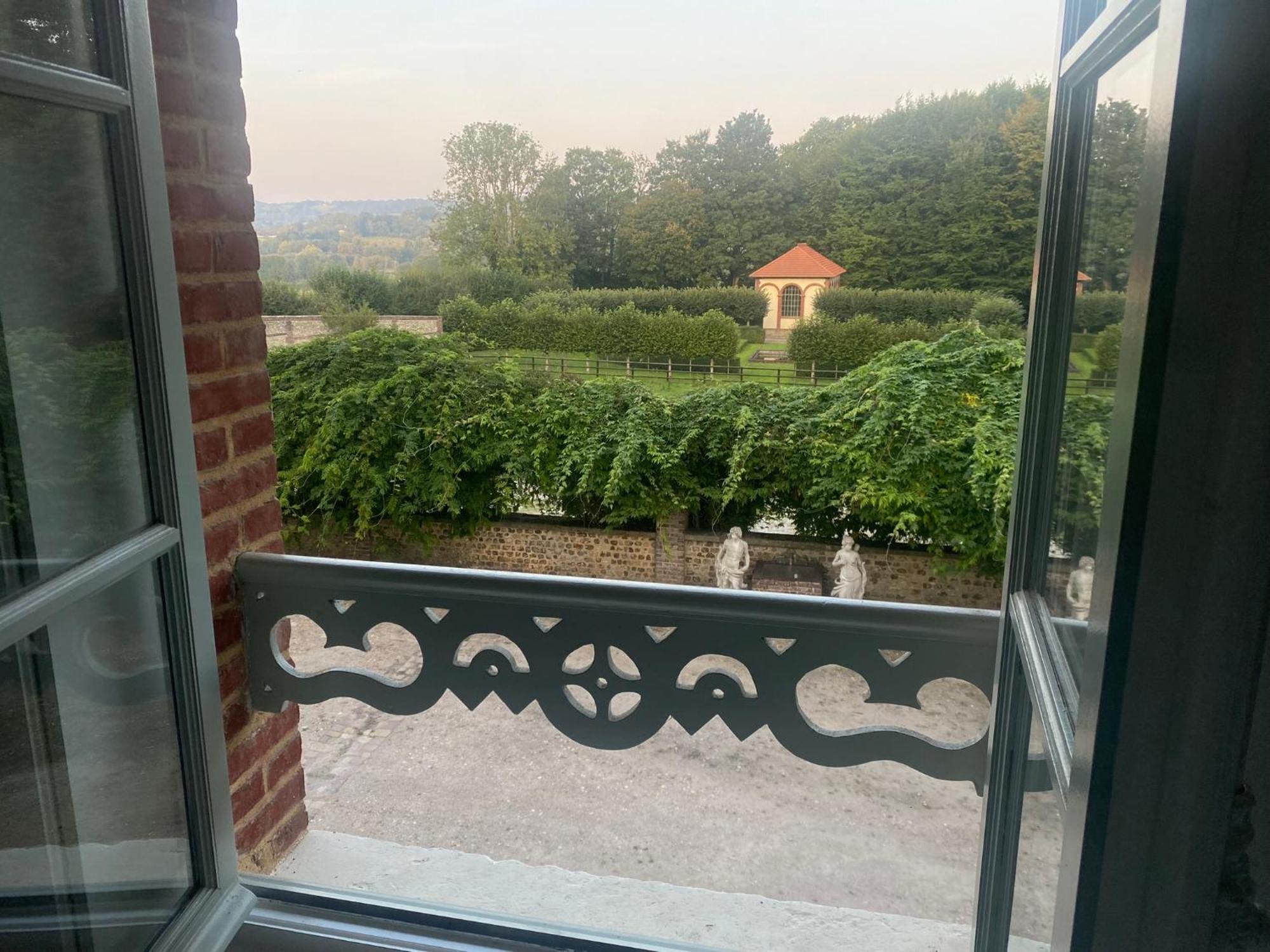 La Maison Du Cavalier, Chateau De Lavenue Pierrefitte-en-Auge Экстерьер фото